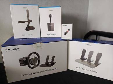MOZA R3 Racing Wheel and Pedals