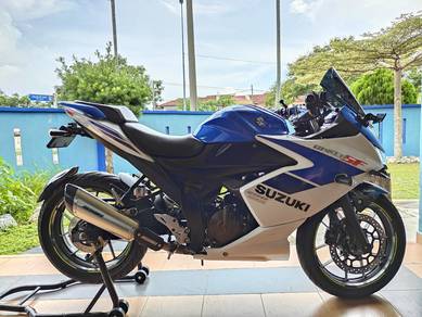 Suzuki Gixxer SF250 GP Edition