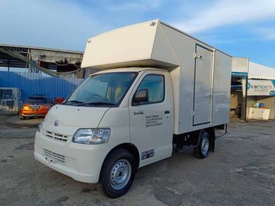 Lorry Lori NEW Daihatsu Granmax Pick-up Luton BOX