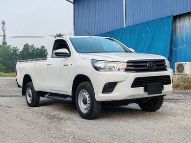 Toyota Hilux MT in Johor Bahru, JHR