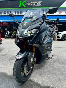 Yamaha TMAX