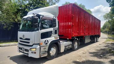 40FT Truck Driver (Full -Time Drivers)