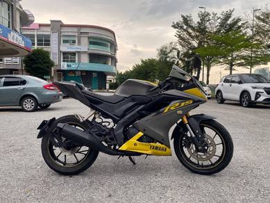 Yamaha R15