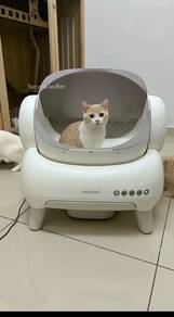 Neakasa cat auto litter box