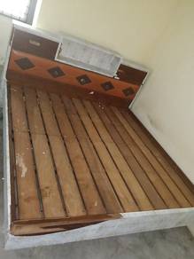 king size bed
