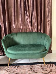 sofa cerang . urgent nak jual . self pick Up.
