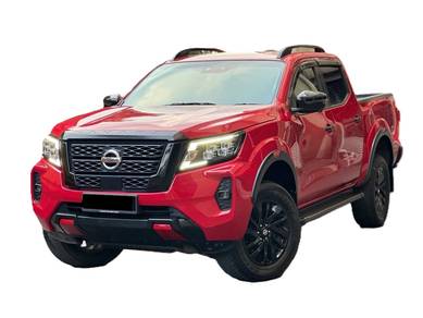 Nissan Navara PRO-4X in Sri Petaling, KUL