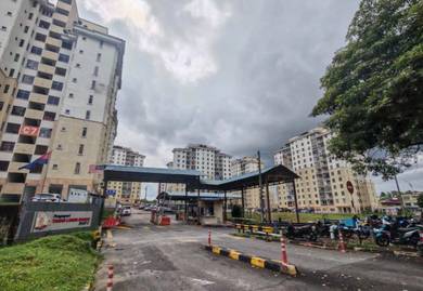 Apartment For Sale in Larkin Idaman Apartment