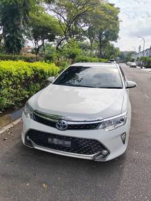 Toyota Camry HYBRID LUXURY in Johor Bahru, JHR