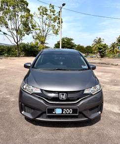 Honda Jazz E in Kulai, JHR