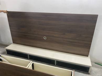 cabinet TV gantung dinding untuk dijual