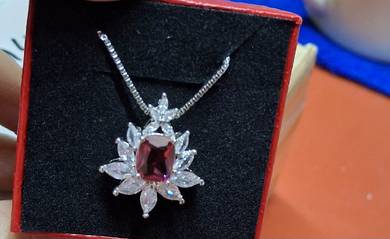 925 Silver Gorgeous Women's Pendant Necklace with