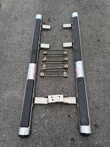 No 13-10-39 Honda Crossroad RT3 Side Step Jpn