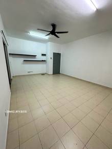Apartment For Rent in Kasuarina Apartment