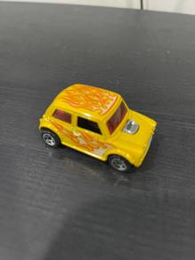 Hot Wheels Morris Mini Heat Fleet