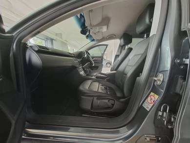 Volkswagen Passat TSI (CBU) in Bukit Jalil, KUL