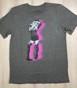 Carrie Underwood Cry Pretty Tour Tee #BL Used