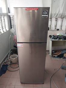 Peti sejuk/ ais/ fridge/ chest freezer