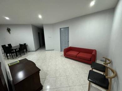 Apartment For Sale in Desa Pines Apartment
