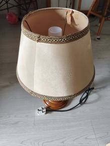 old style table lamp rm18