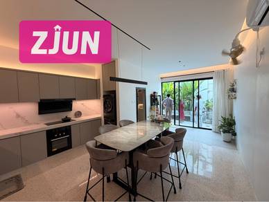 2-storey Terraced House For Sale in Sungai Ara,PNG