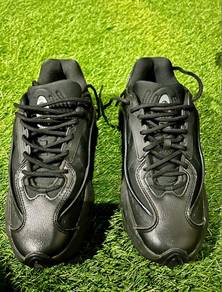 Adidas Oznova - Black