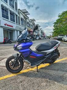 Aprilia SR GT 200 Std