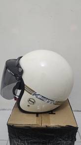 KEITH Classic Helmet 57CM