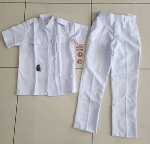 School Persatuan Bulan Sabit Merah Uniform