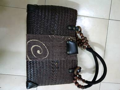 Handbag