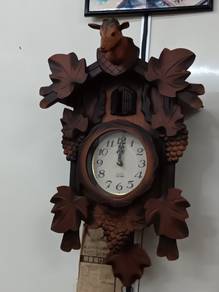Vintage RYthm cuckoo clock