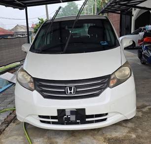 Honda Freed E in Johor Bahru, JHR