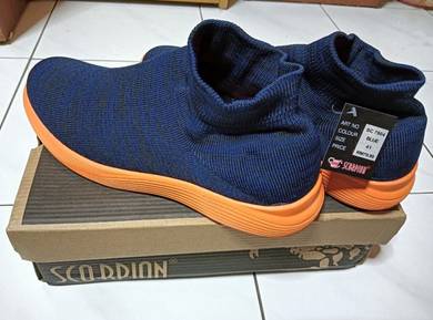 Kasut Sukan Scorpion (Biru) EU41/UK7 Untuk Dijual