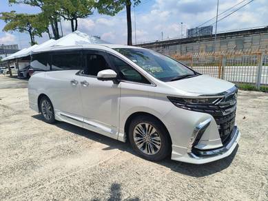Toyota Alphard Z in Old Klang Road, KUL
