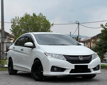 Honda City V in Bandar Sungai Long, SGR
