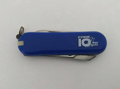 3 Function Pocket Knives