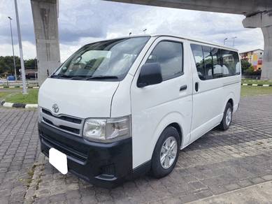 Toyota Hiace in Serdang, KUL