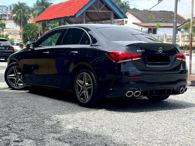 Mercedes Benz A250 250 in Mid Valley City, KUL
