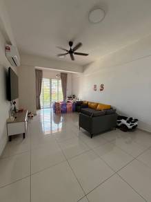 Condominium For Sale in Sentosa Residence