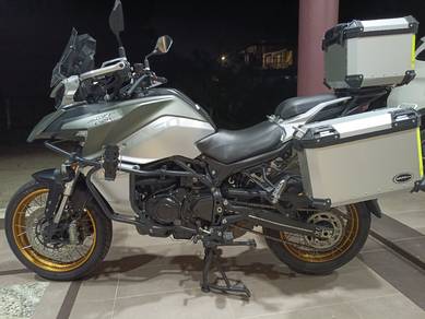 QJ Motor SRT 800RX