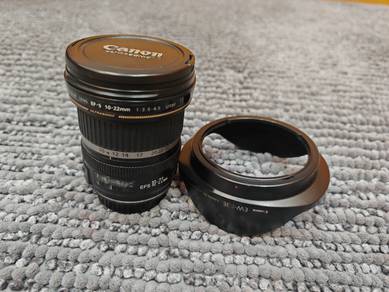 Canon lens and speedlite