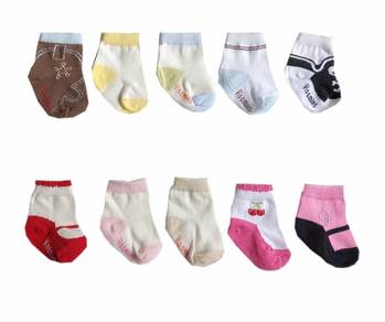 clearance random design baby socks 