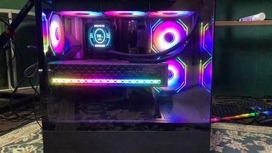 High End Gaming PC - Ryzen 7 7800X3D, RX 9070 XT
