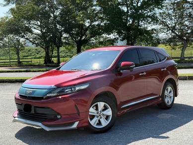 Toyota Harrier LUXURY in Sungai Besi, KUL