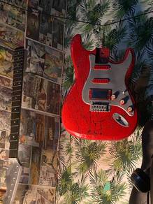 Jual gitar eletrik
