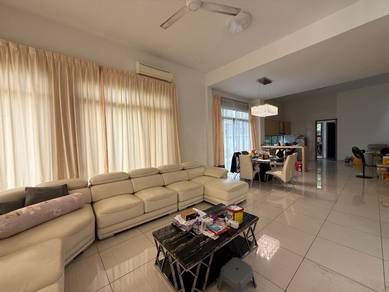Semi-Detached House For Sale in Gelang Patah,JHR