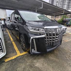 Toyota Alphard SC in Damansara Jaya, SGR
