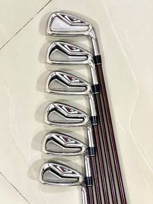 Taylormade R9 ICT Cavity Back Graphite Iron Set