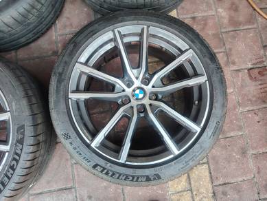 BMW 320i 18 inci rims