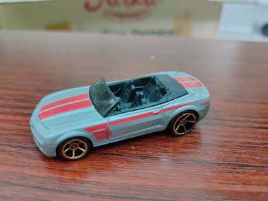 Hotwheels Silver Camaro Convertible Concept